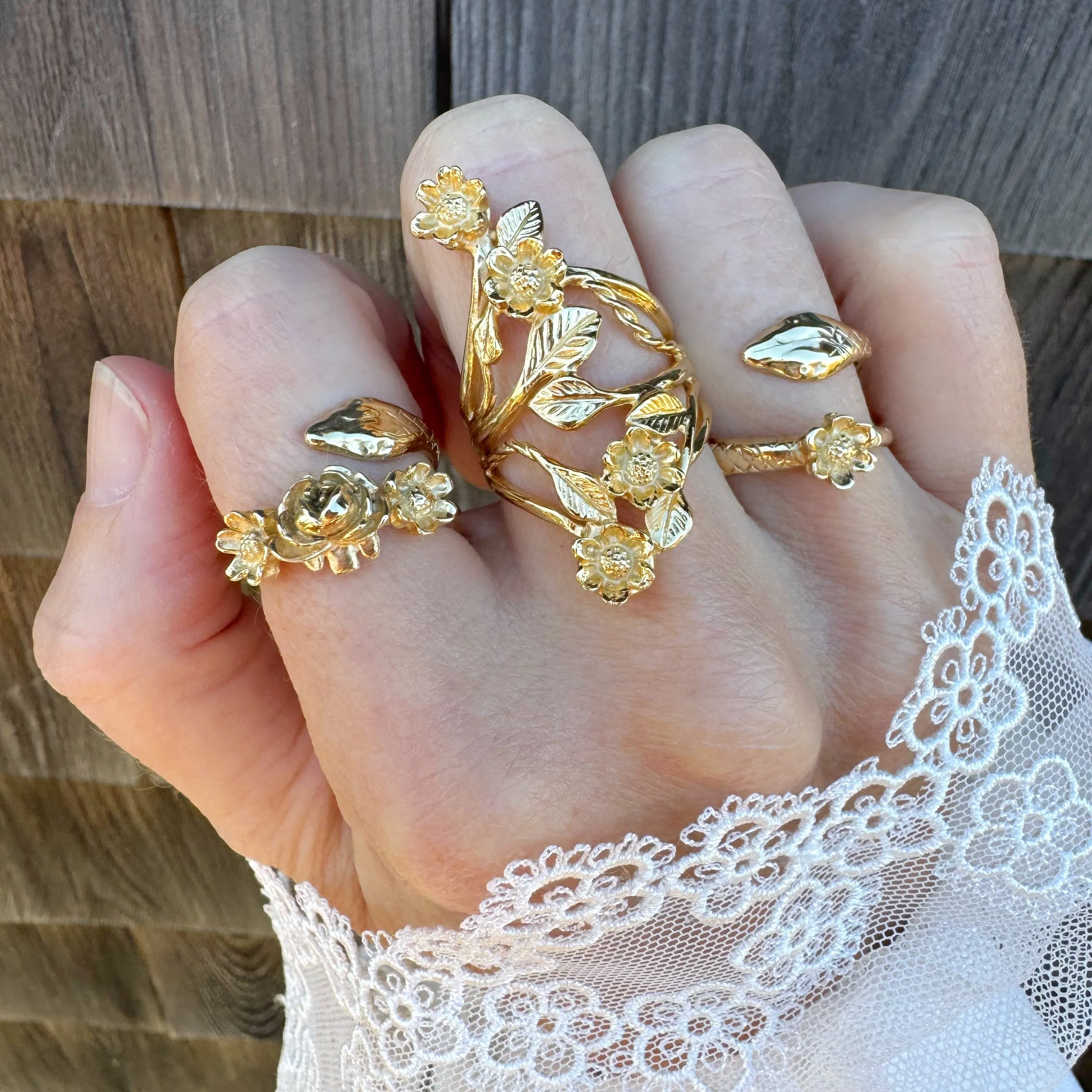 14k Gold Floral Snake Ring