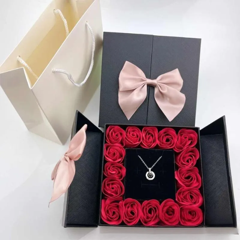 16 Roses Jewelry Box – Romantic Pendant Necklace Gift