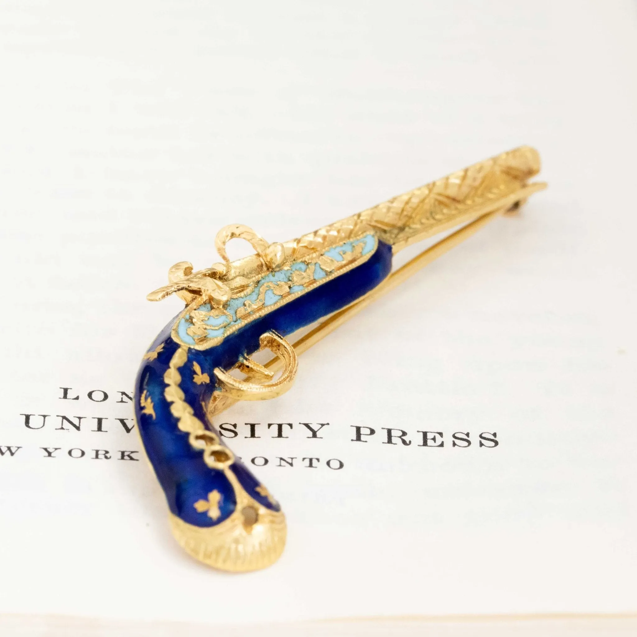 Antique Enamel & Gold Duel Pistol Brooch