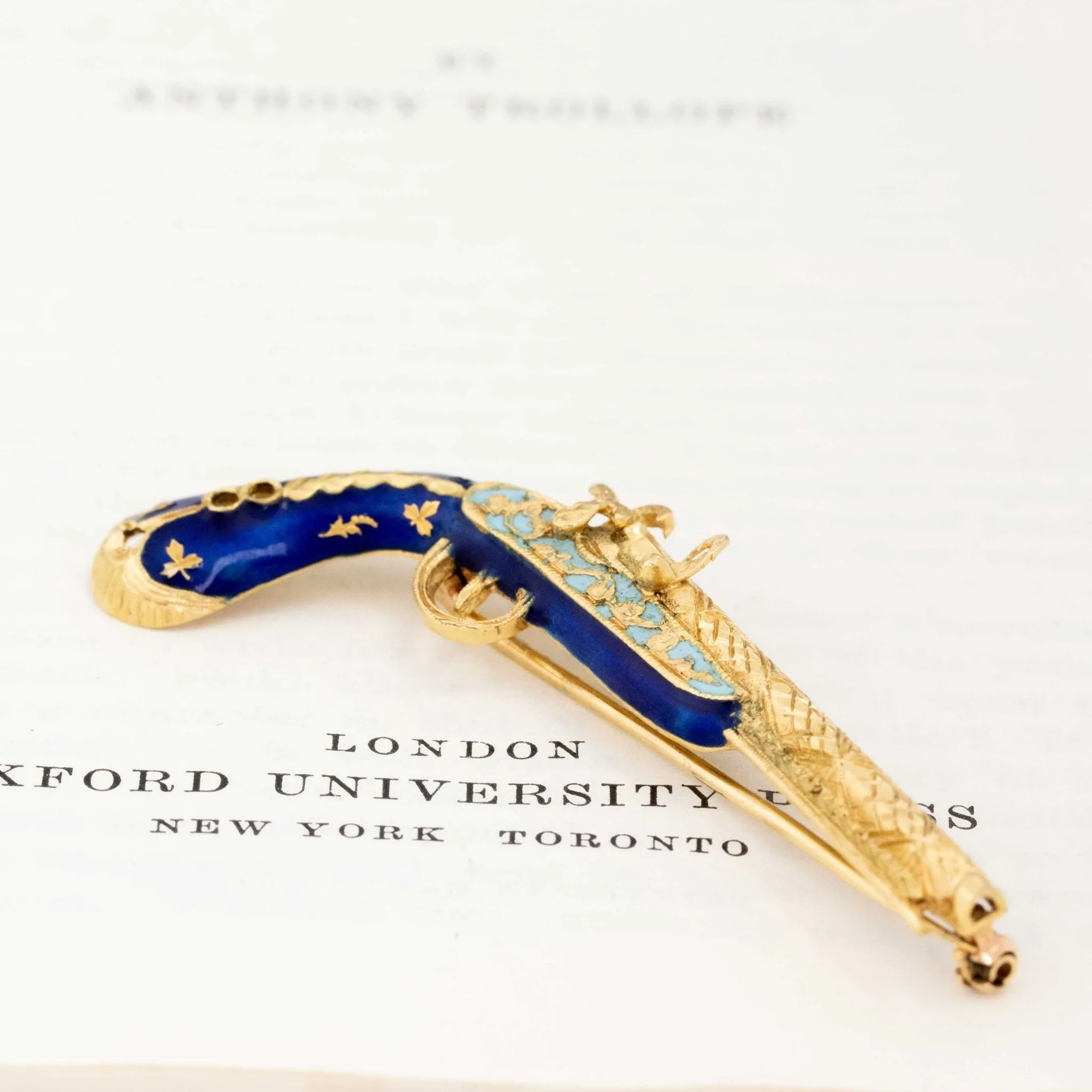 Antique Enamel & Gold Duel Pistol Brooch