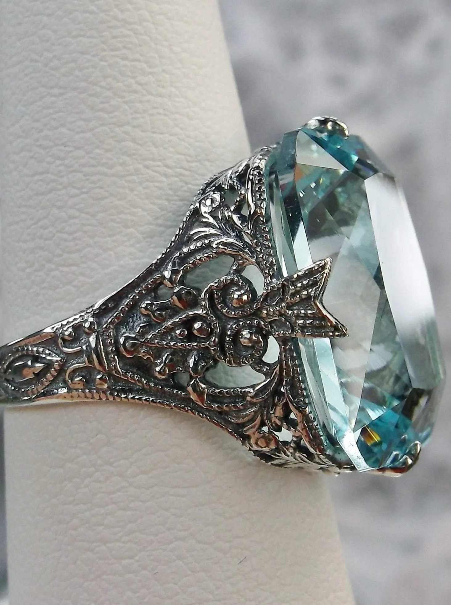 Aquamarine Ring, Vintage Jewelry #D202