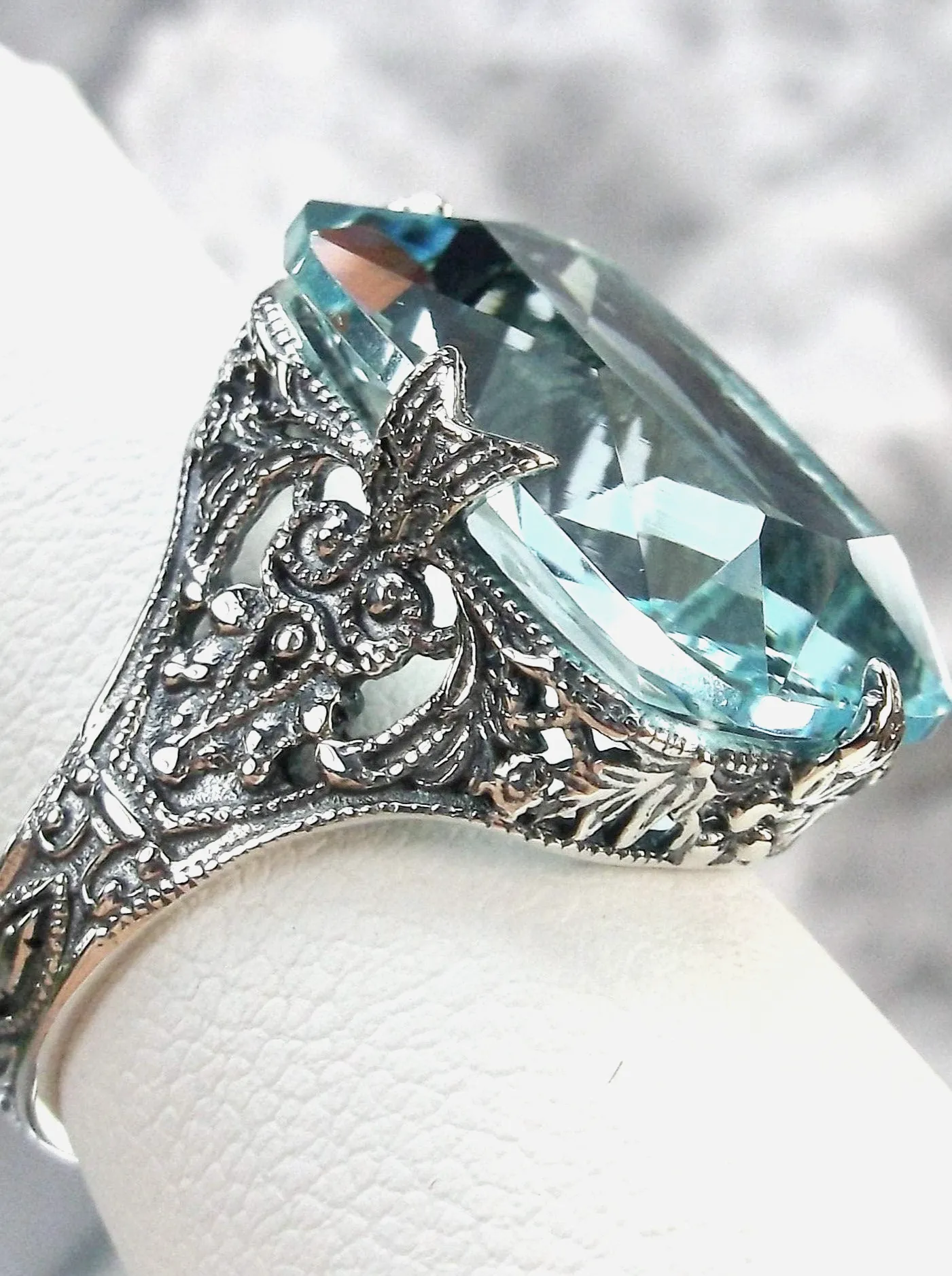 Aquamarine Ring, Vintage Jewelry #D202