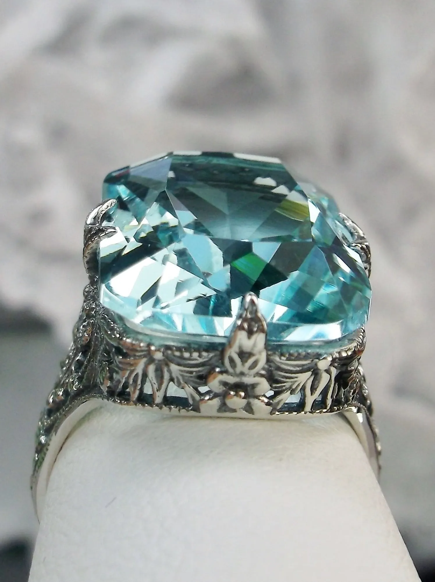 Aquamarine Ring, Vintage Jewelry #D202