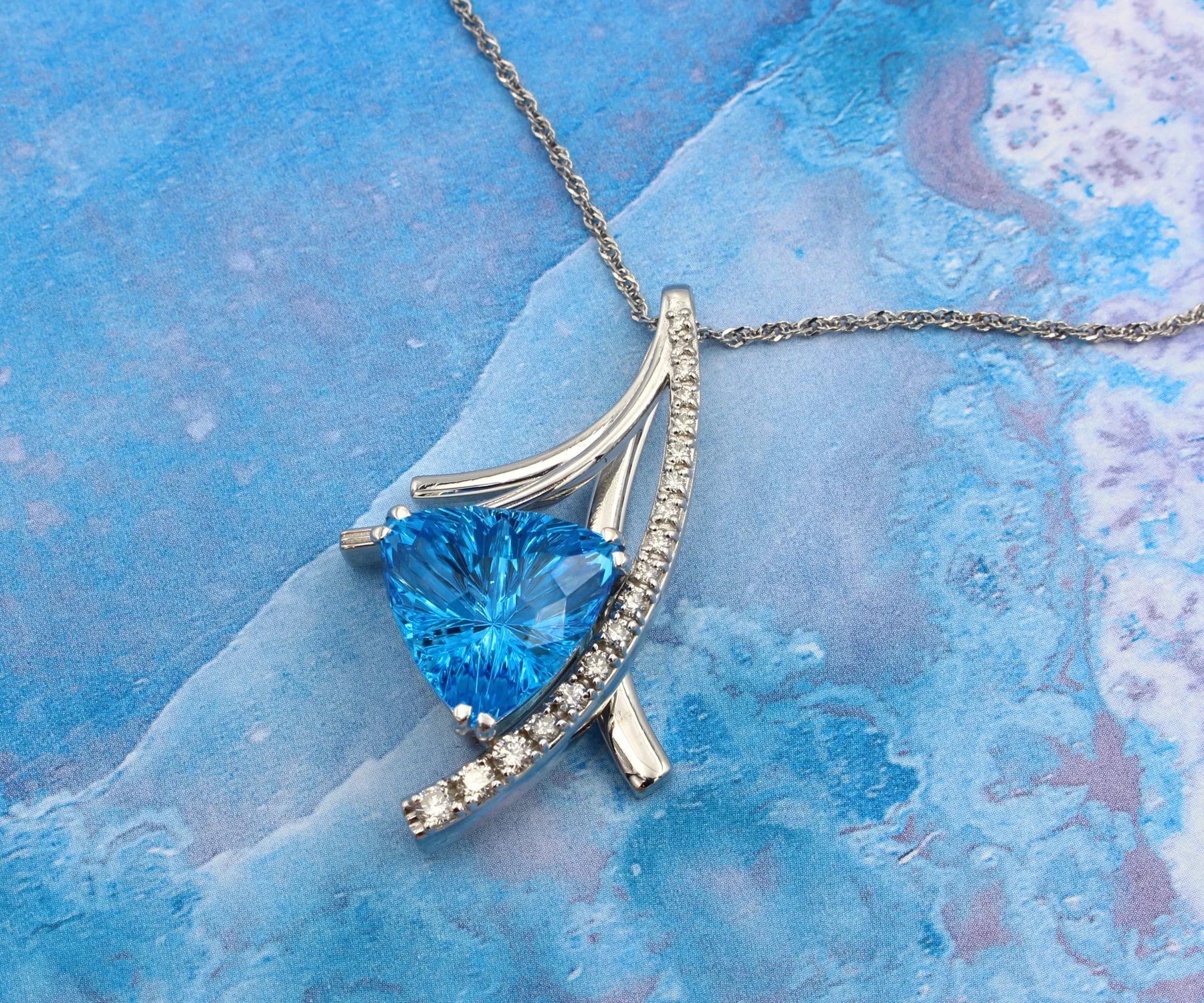 Artistic Modern Trillion Blue Topaz Diamond Necklace