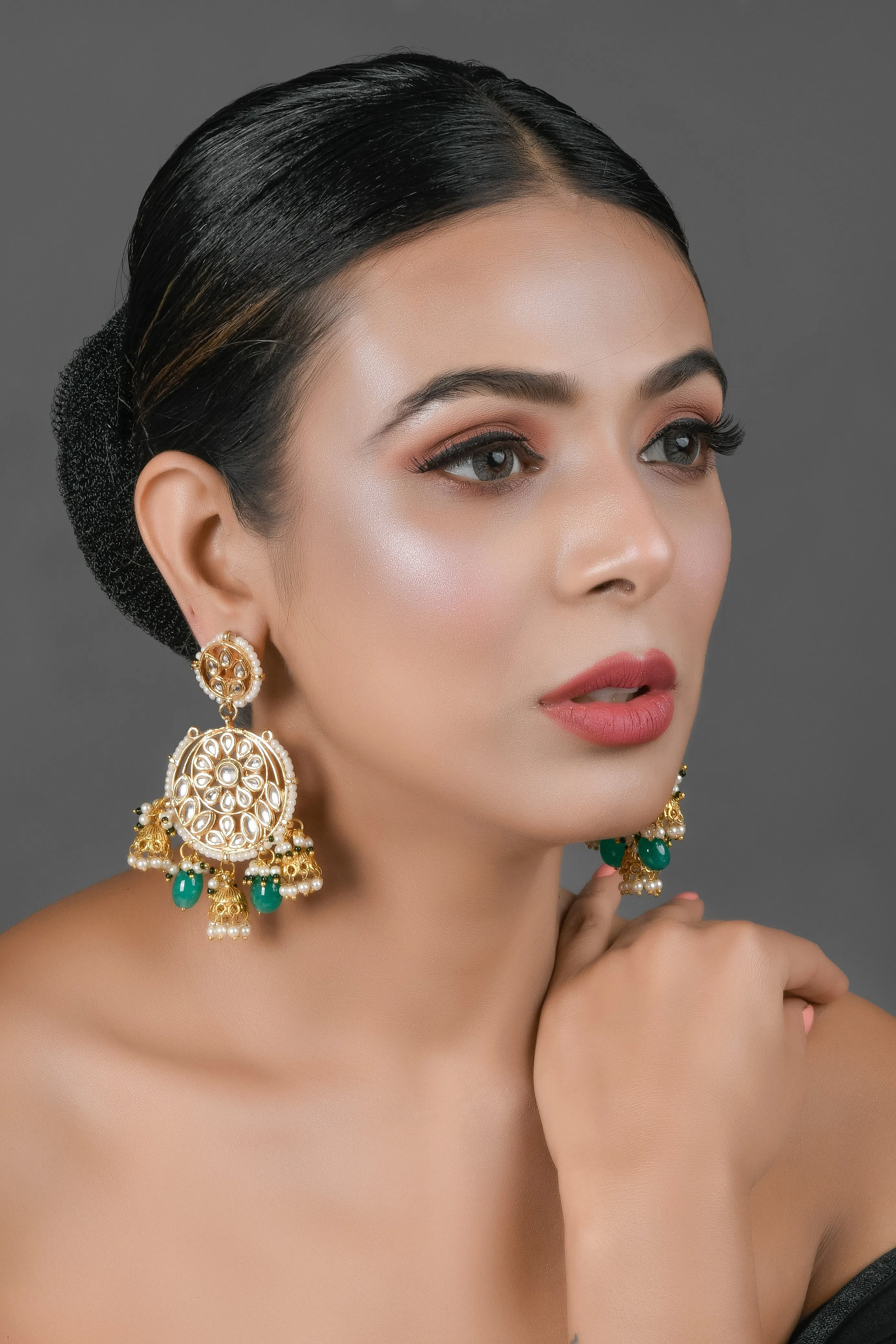Beautiful Floral Kundan Earrings with Hanging