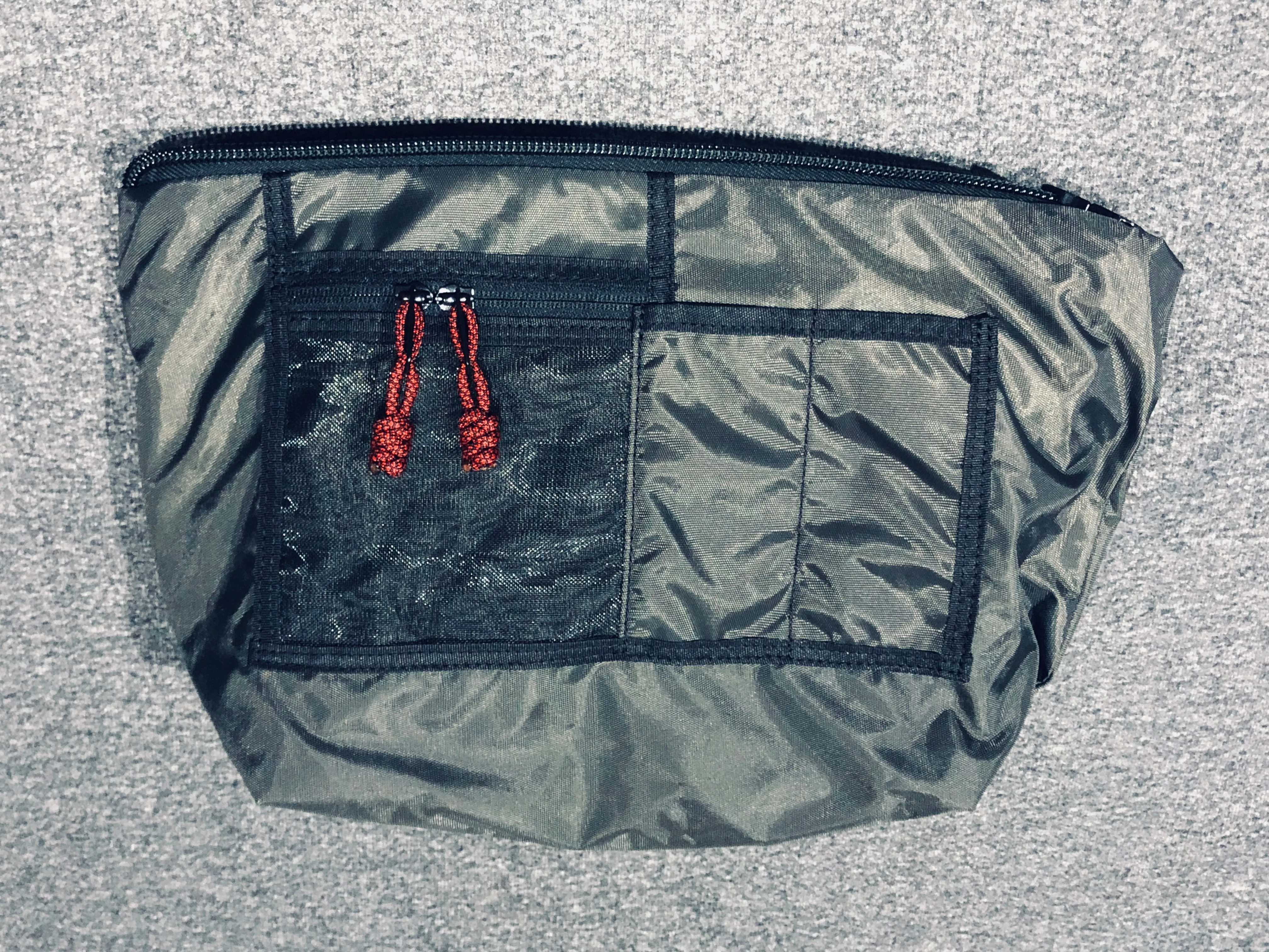 Black Dyneema Hitchhikers Tote, Ladies focused
