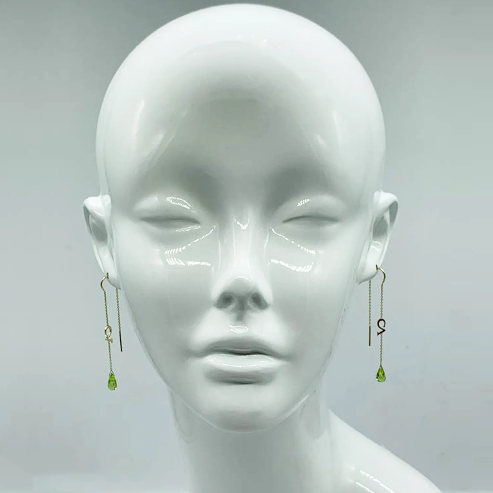 CA 18 Karat Yellow Gold Logo Chandler Peridot Briolette Faceted