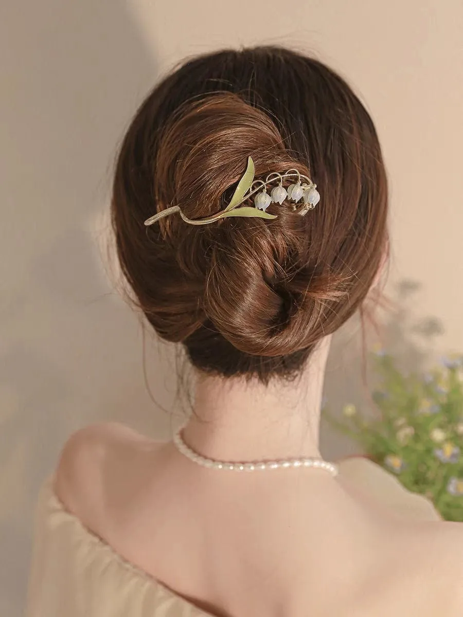 Chic Enamel Bellflower Hair Twist Clip