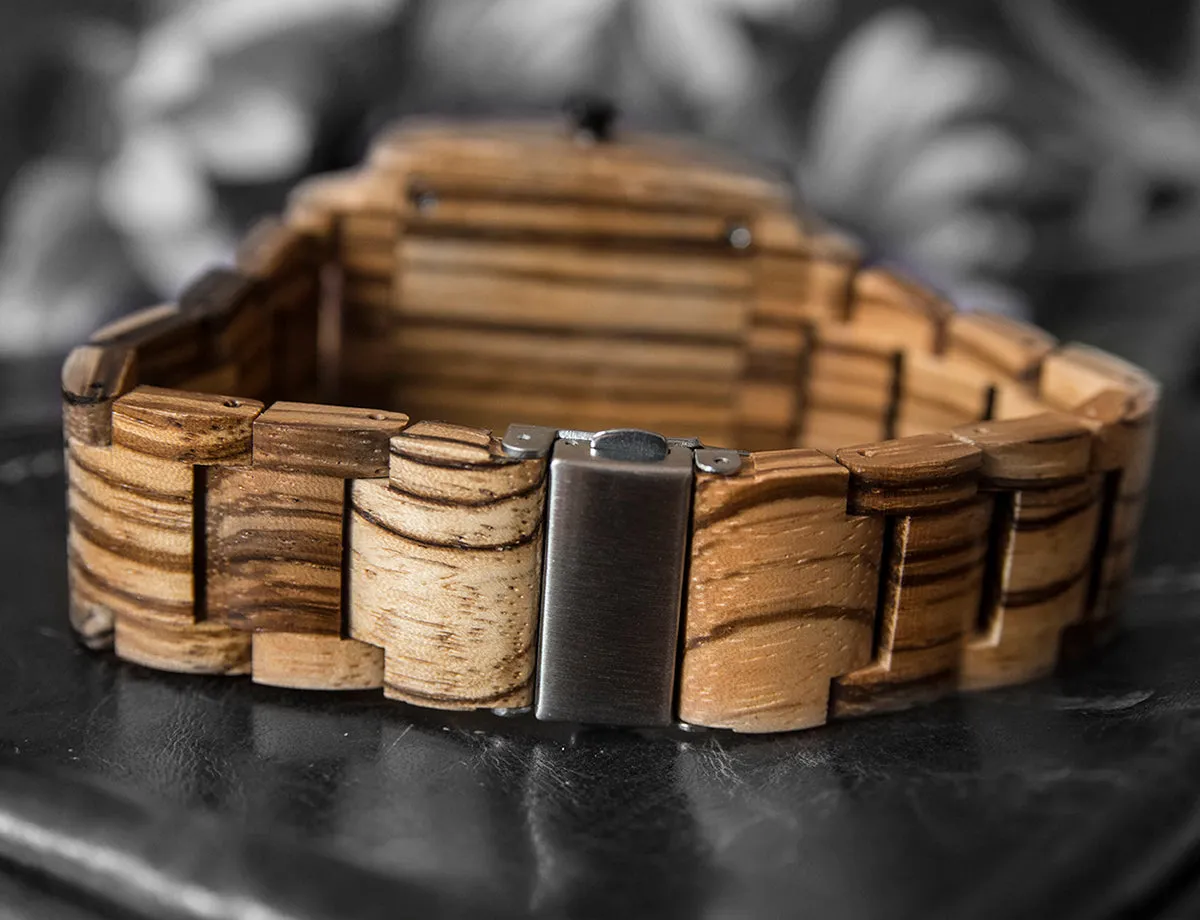 Classic Swiss Groomsmen Watches with Personalized Engraving