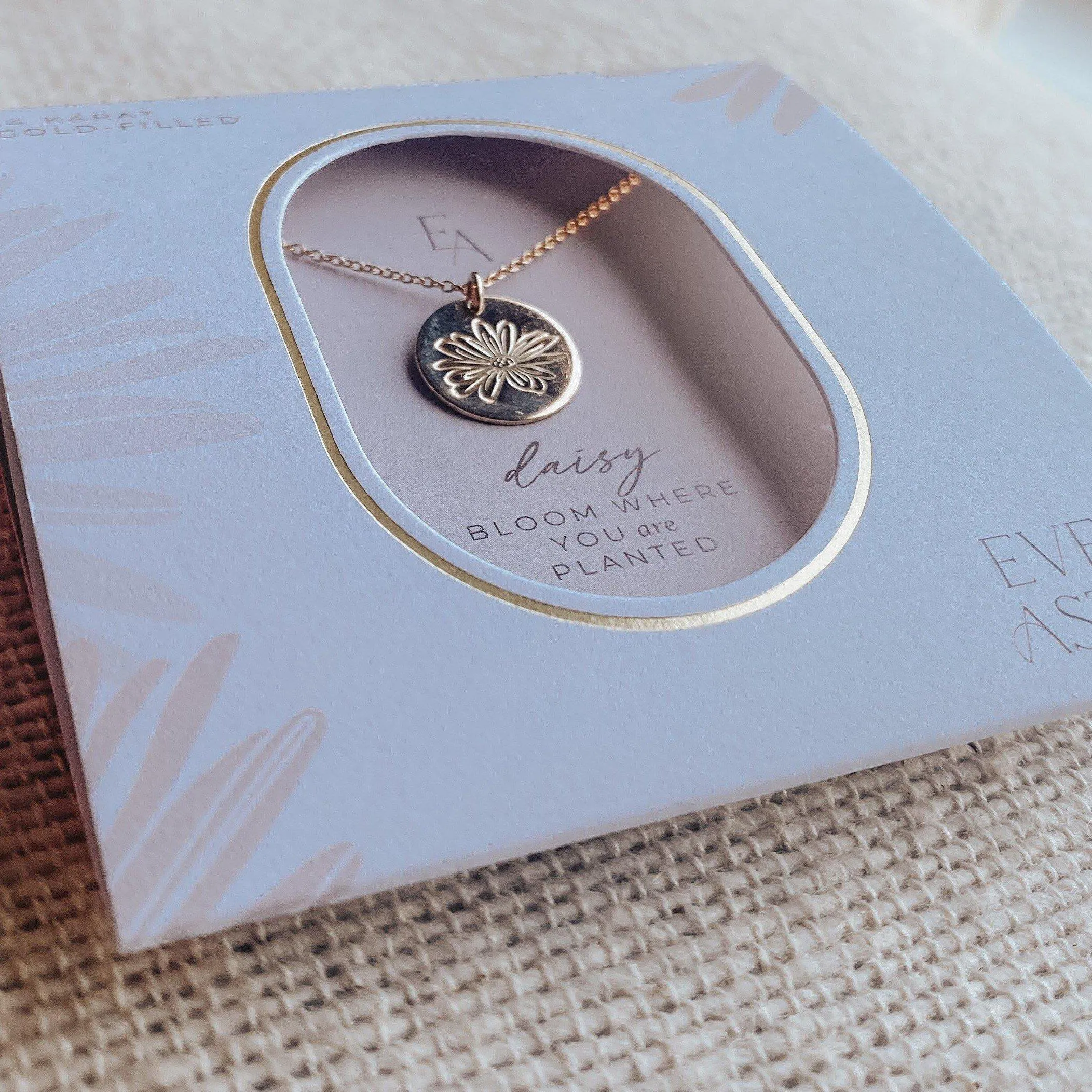 Daisy Necklace