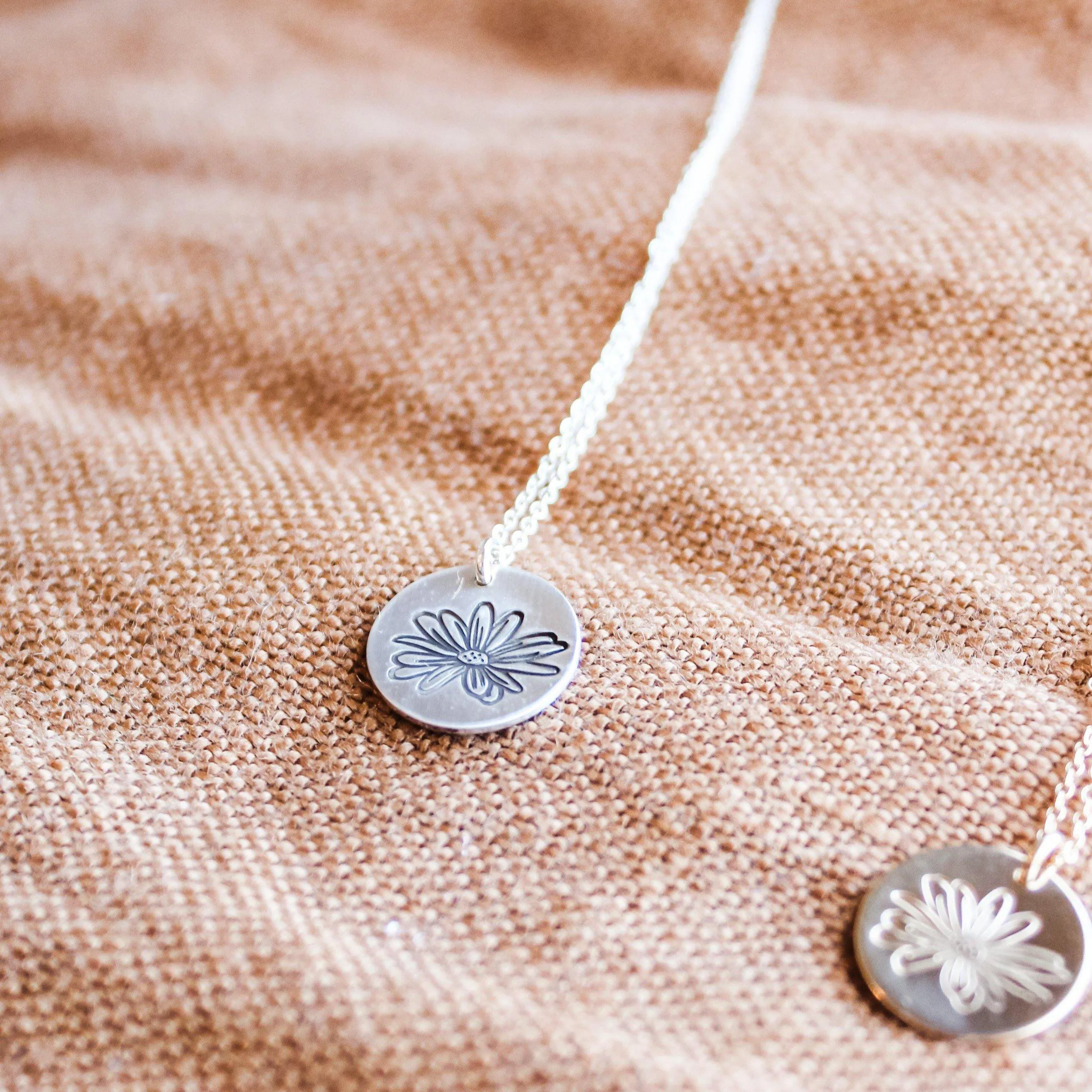Daisy Necklace