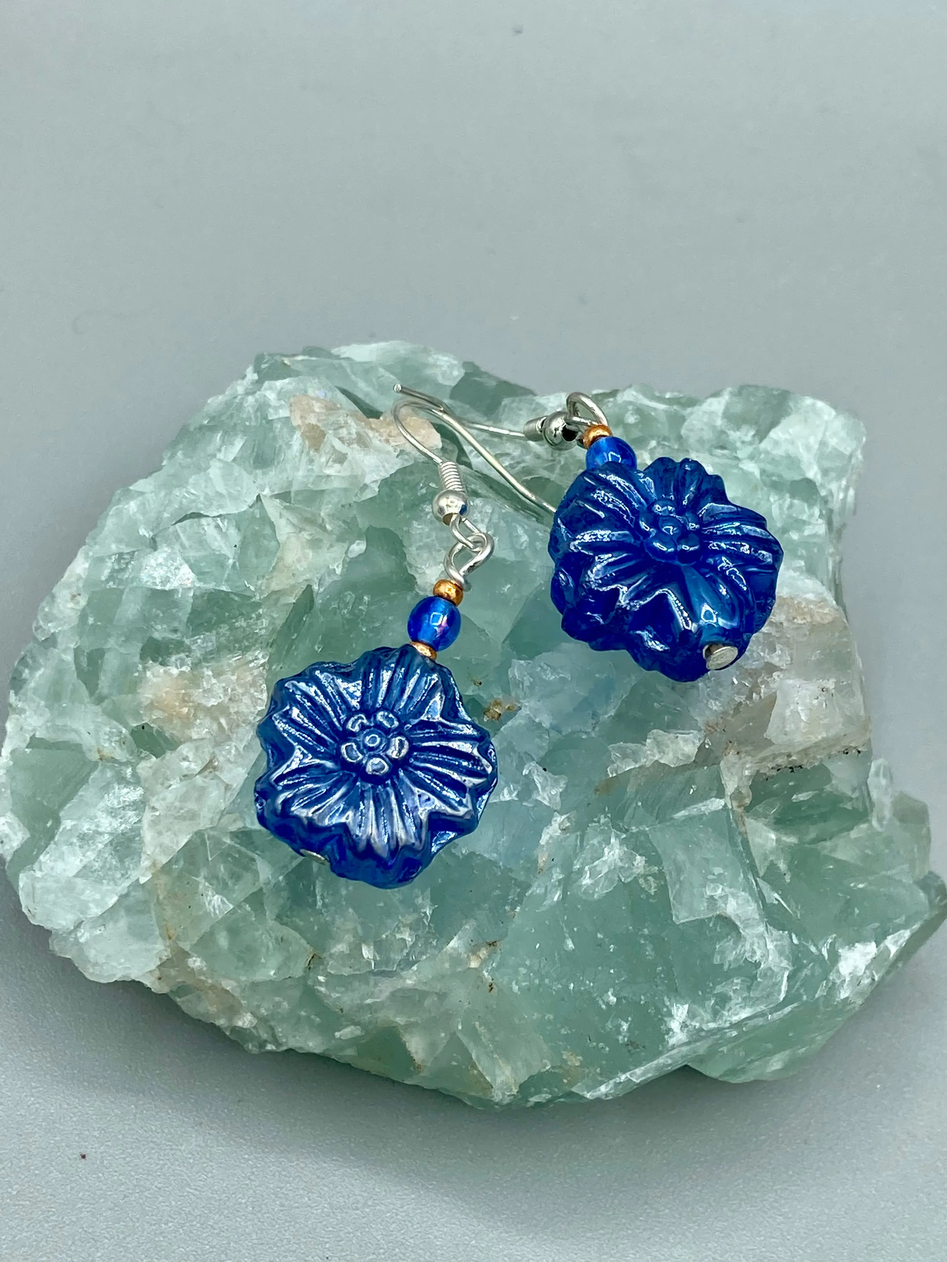 Dark Blue Violet Floral Pressed Glass Beaded Earrings, Hippie Vibe, Shabby Chic, Boho Chic, Nature Inspired, Bohemian