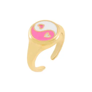 Enamel Yin & Yang Heart Ring