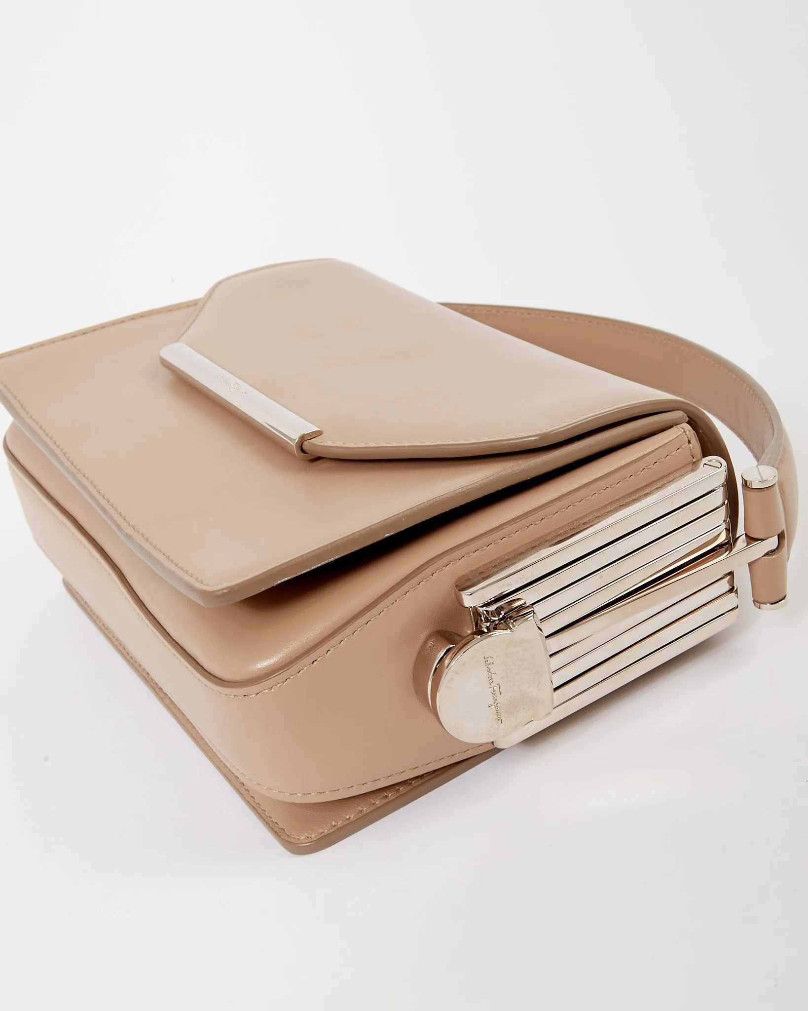 Ferragamo Taupe Smooth Leather Shoulder Bag