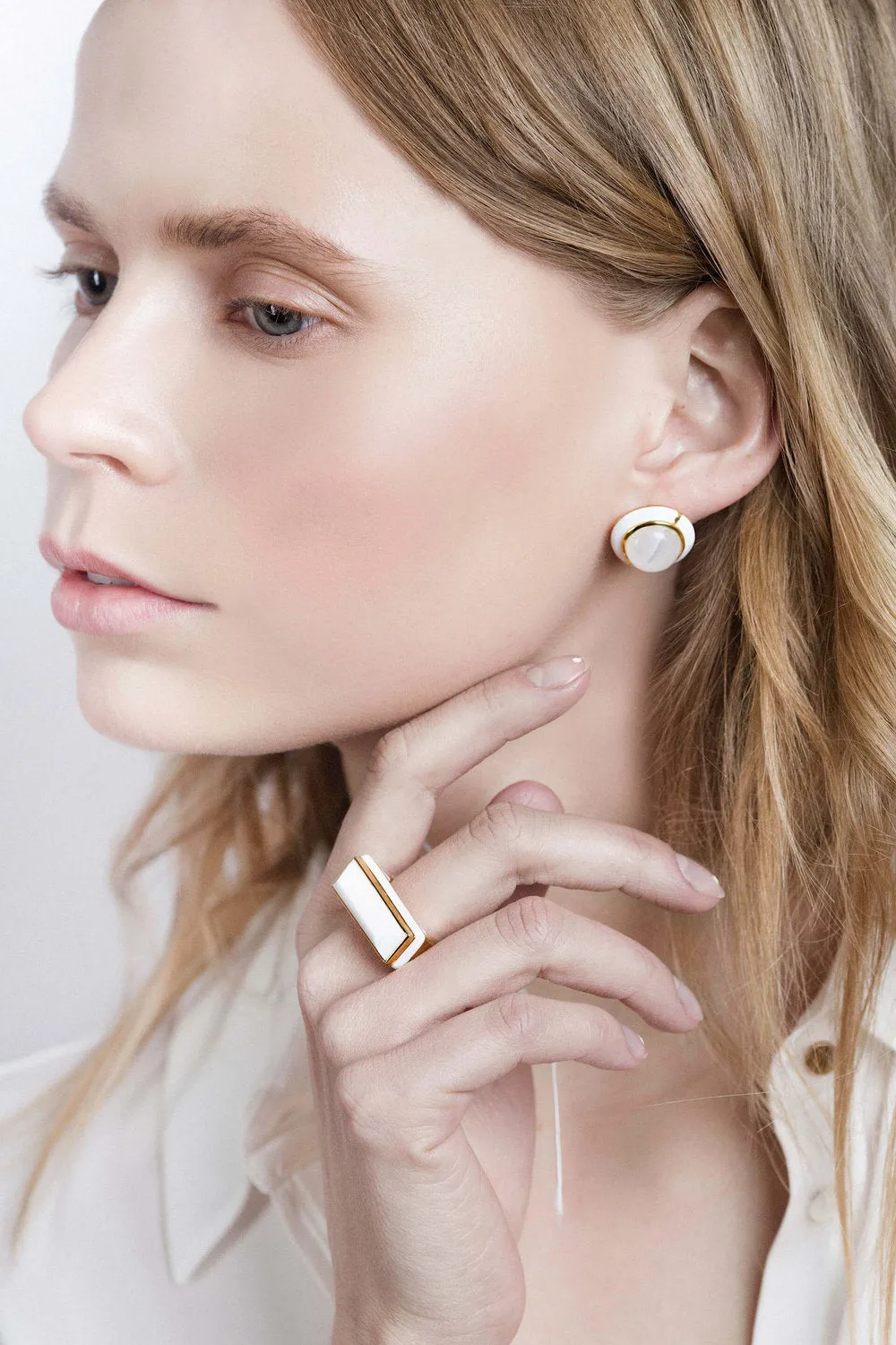 GEO MOONSTONE EARRING