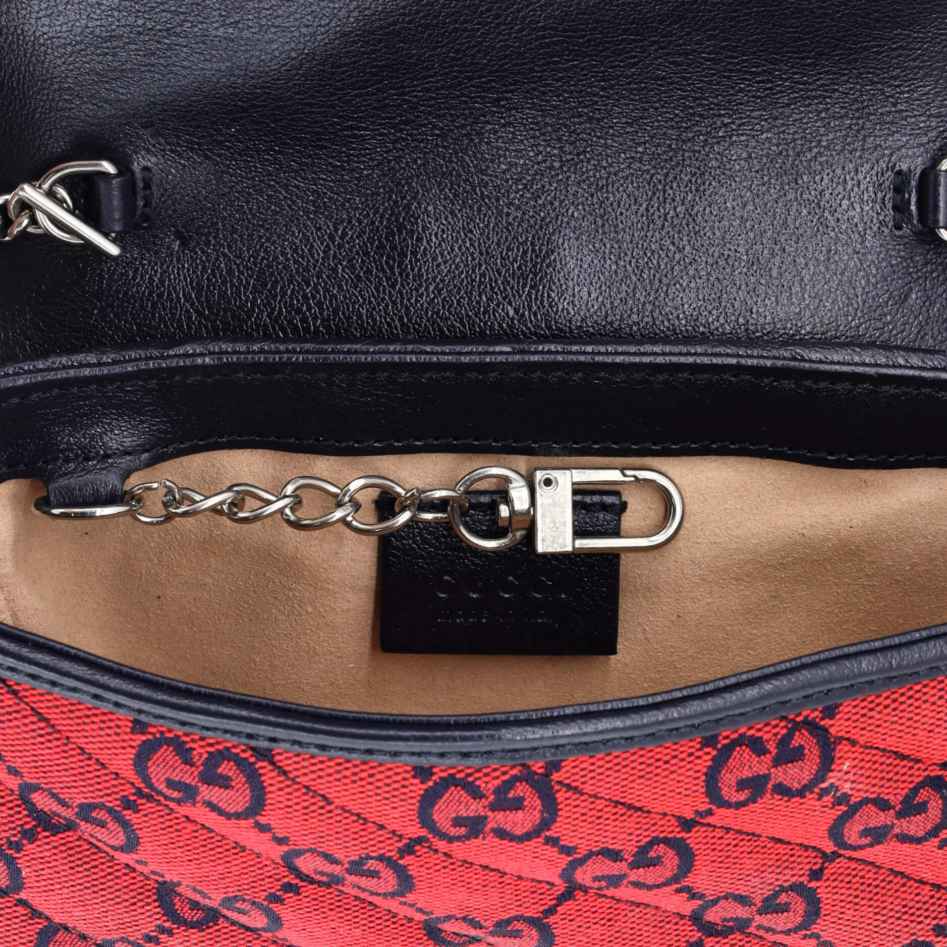 GG Marmont Flap Bag Diagonal Quilted GG Canvas Super Mini