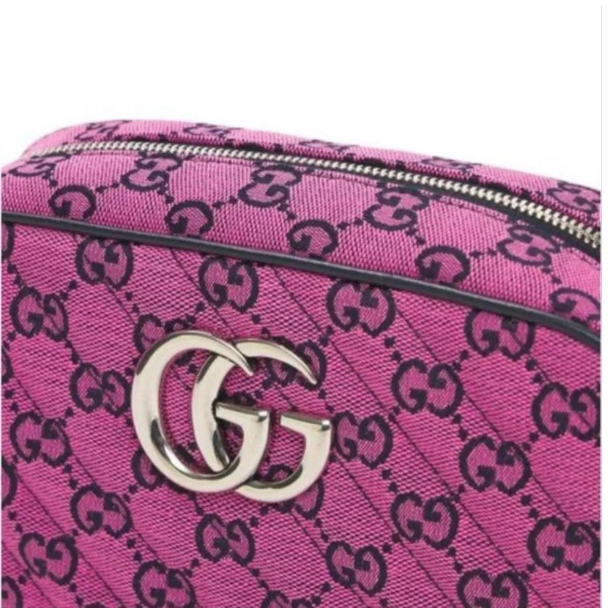 GG Marmont Pink Small Shoulder Bag in Pink