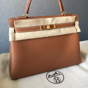 Hermès Kelly 32 Gold Togo Gold Hardware GHW