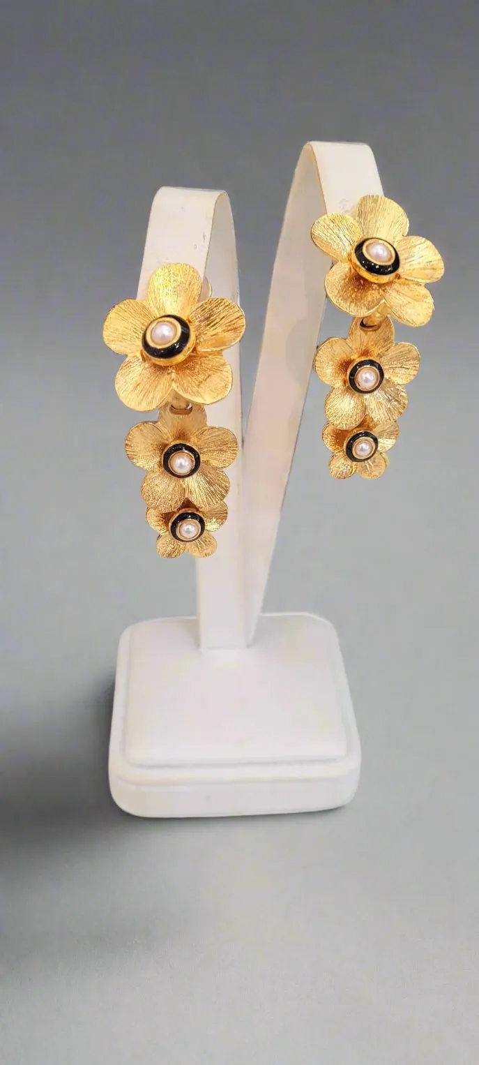 Kenneth Jay Lane Gold and Black Graduated Flower Earrings