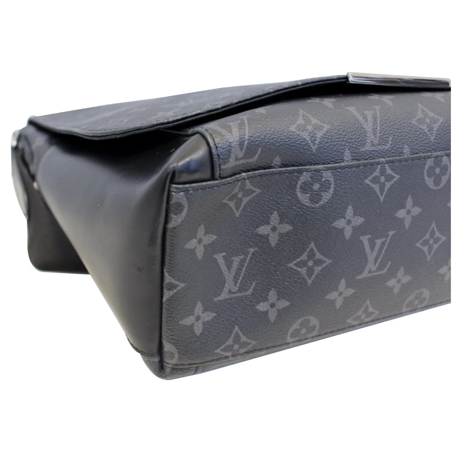 LOUIS VUITTON Explorer MM Monogram Eclipse Messenger Crossbody Bag
