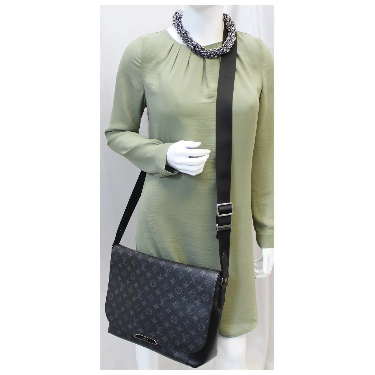 LOUIS VUITTON Explorer MM Monogram Eclipse Messenger Crossbody Bag