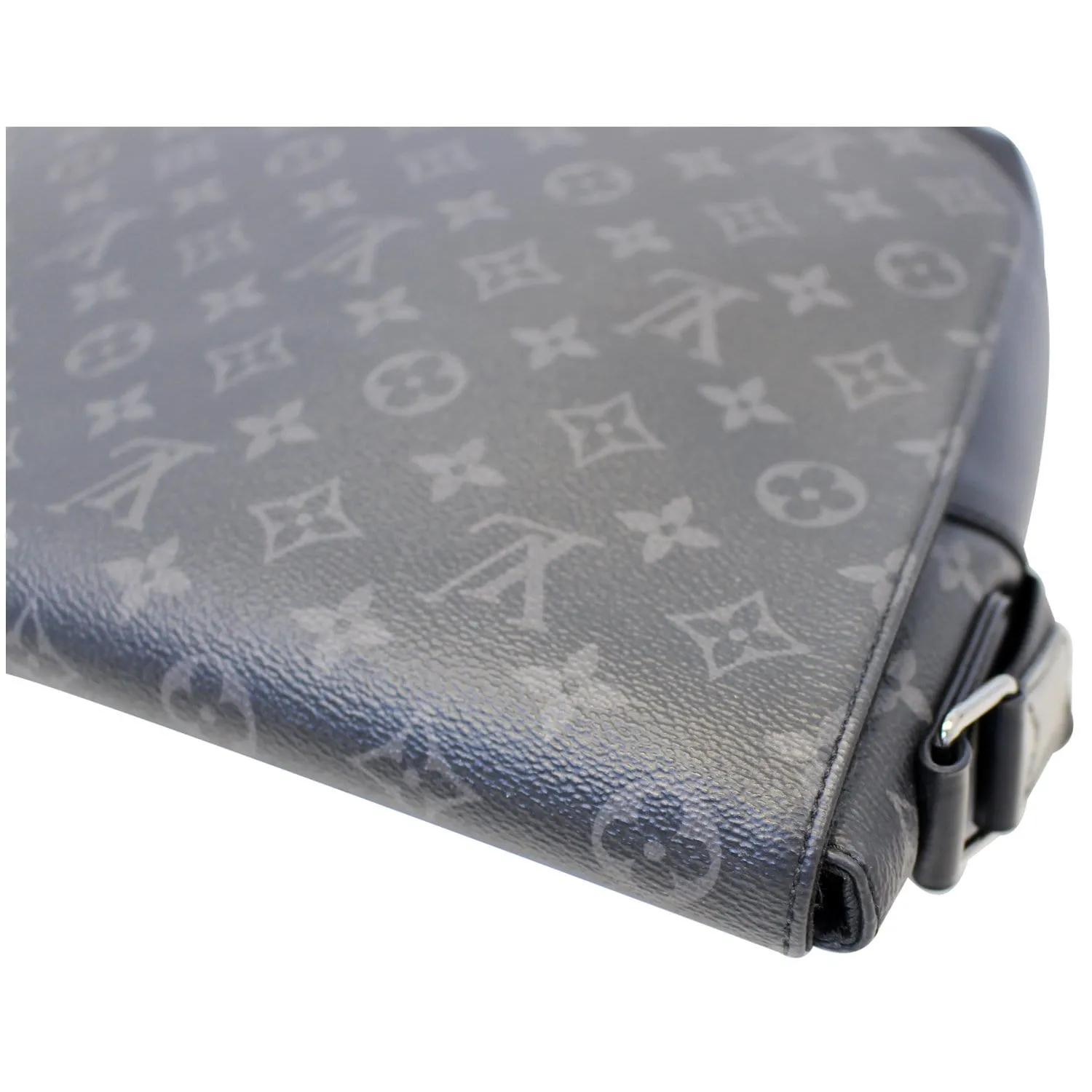 LOUIS VUITTON Explorer MM Monogram Eclipse Messenger Crossbody Bag