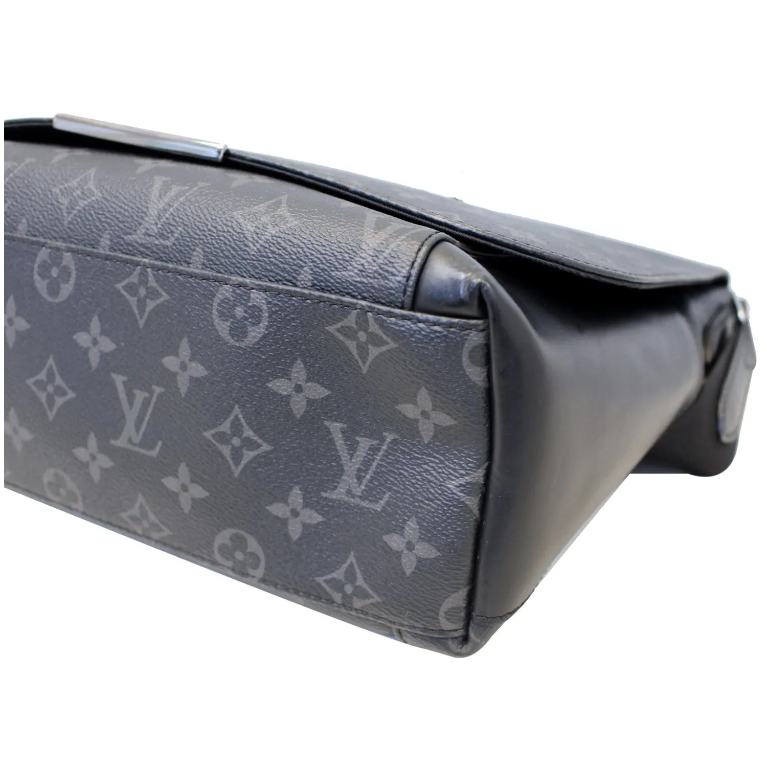 LOUIS VUITTON Explorer MM Monogram Eclipse Messenger Crossbody Bag