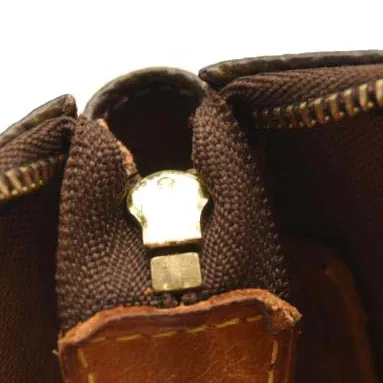 LOUIS VUITTON Monogram Pochette Accessories BI1002