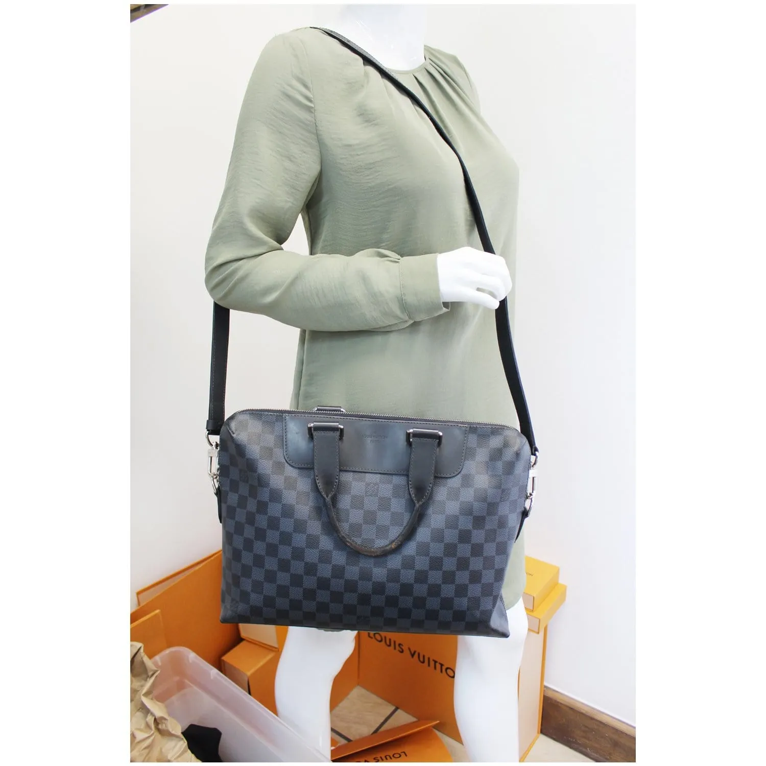 LOUIS VUITTON Porte Documents Jour Damier Cobalt Shoulder Bag
