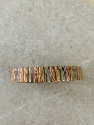 Metal stretch bracelet