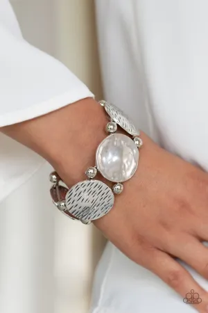 Paparazzi Boldly Basic - Silver