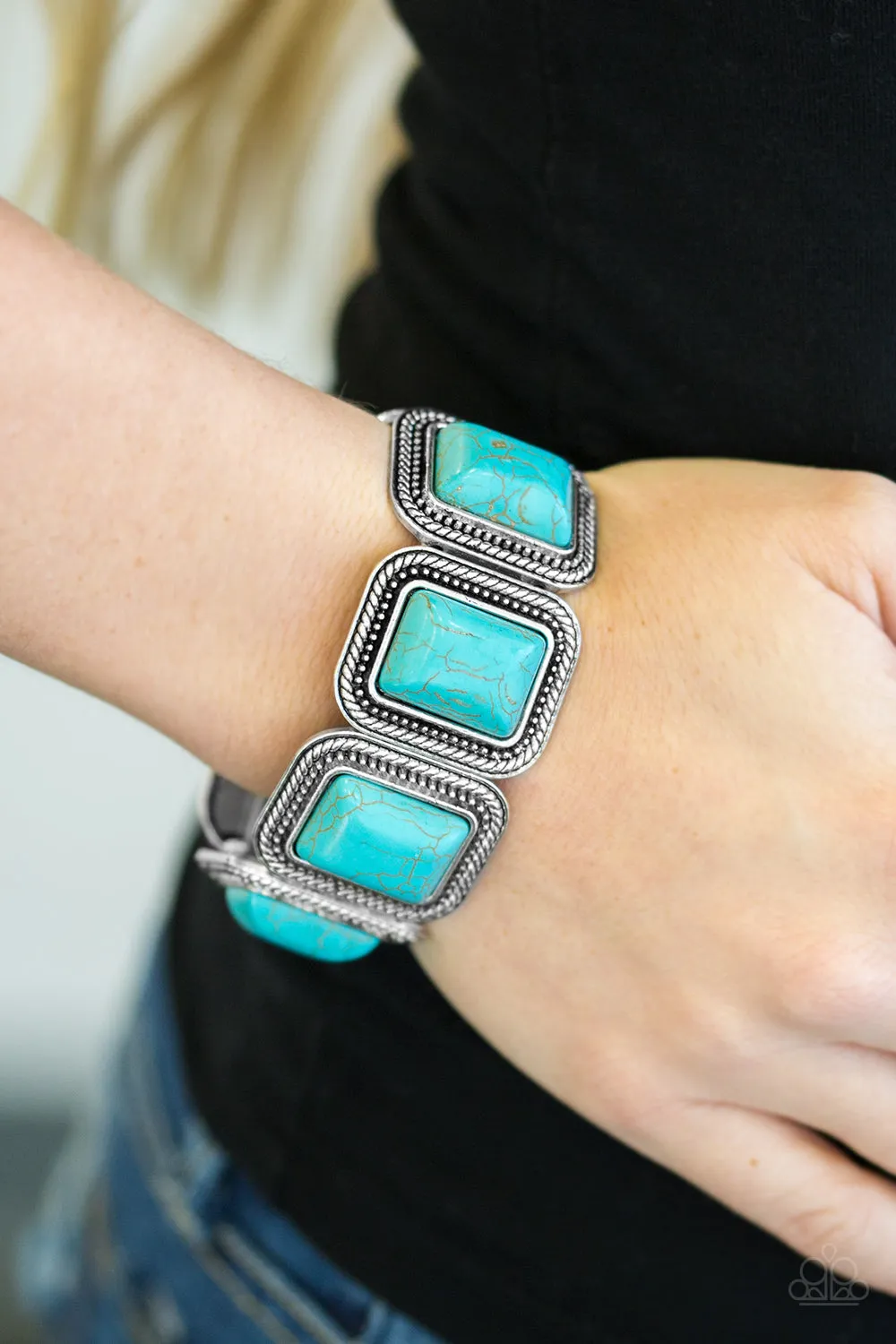 Paparazzi Cowgirl Chic - Blue