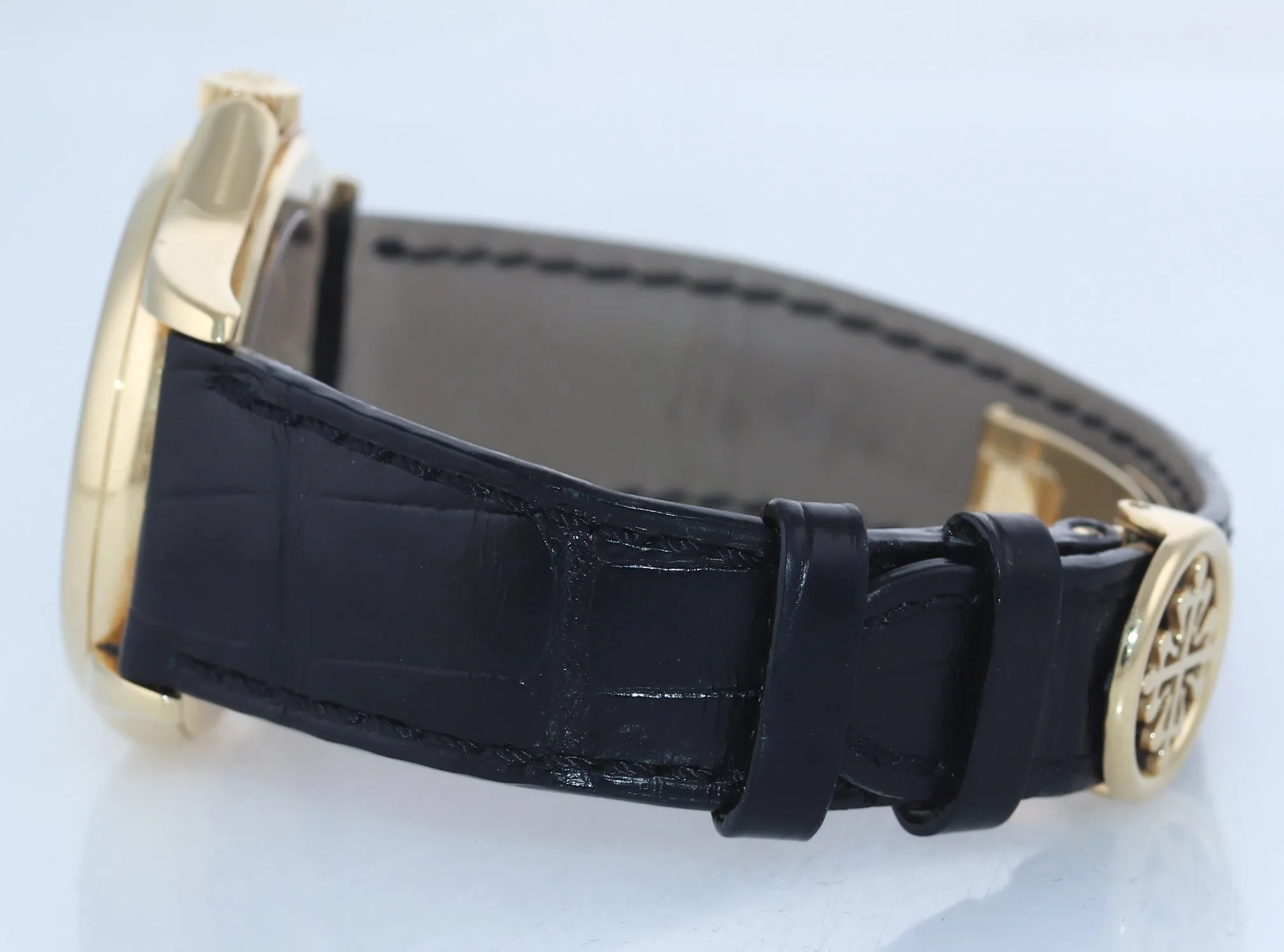PAPERS Patek Philippe 5110J World Time 37mm Calatrava Yellow Gold Leather Watch