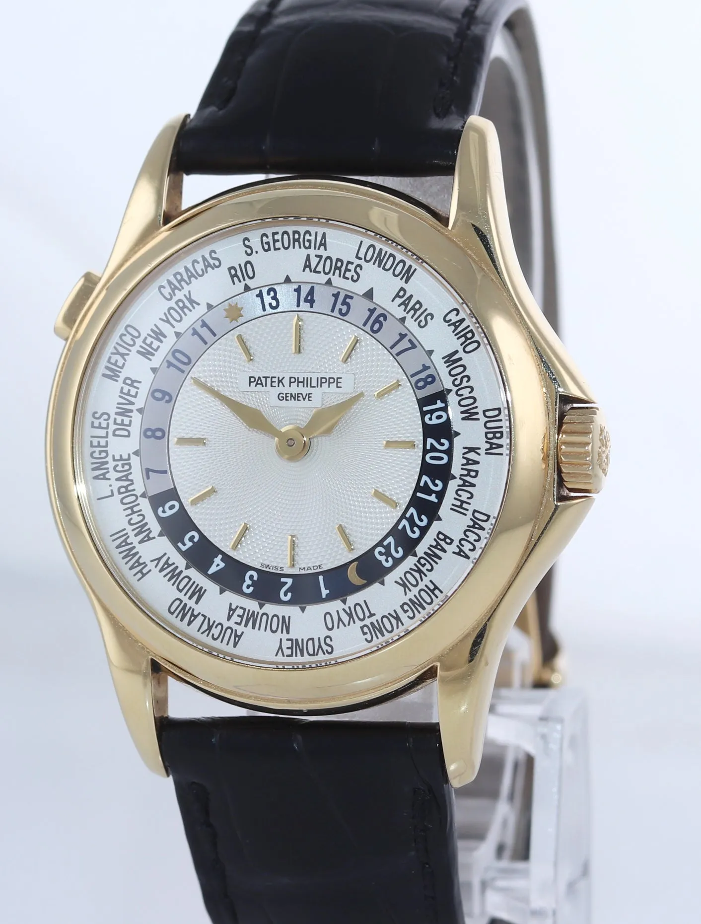 PAPERS Patek Philippe 5110J World Time 37mm Calatrava Yellow Gold Leather Watch