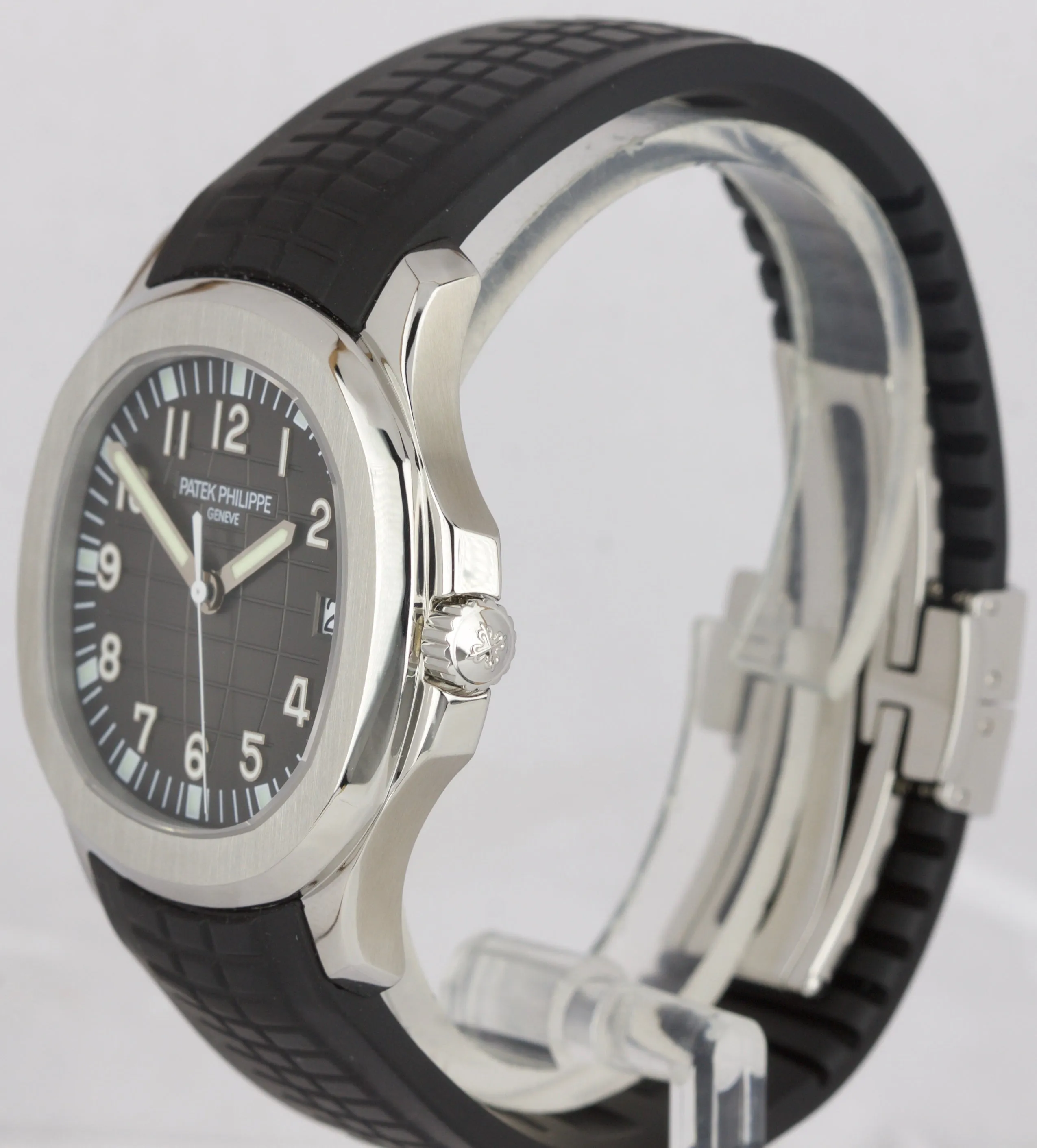 Patek Philippe Aquanaut Stainless Steel Black Jumbo 40mm Watch 5167 5167A-001