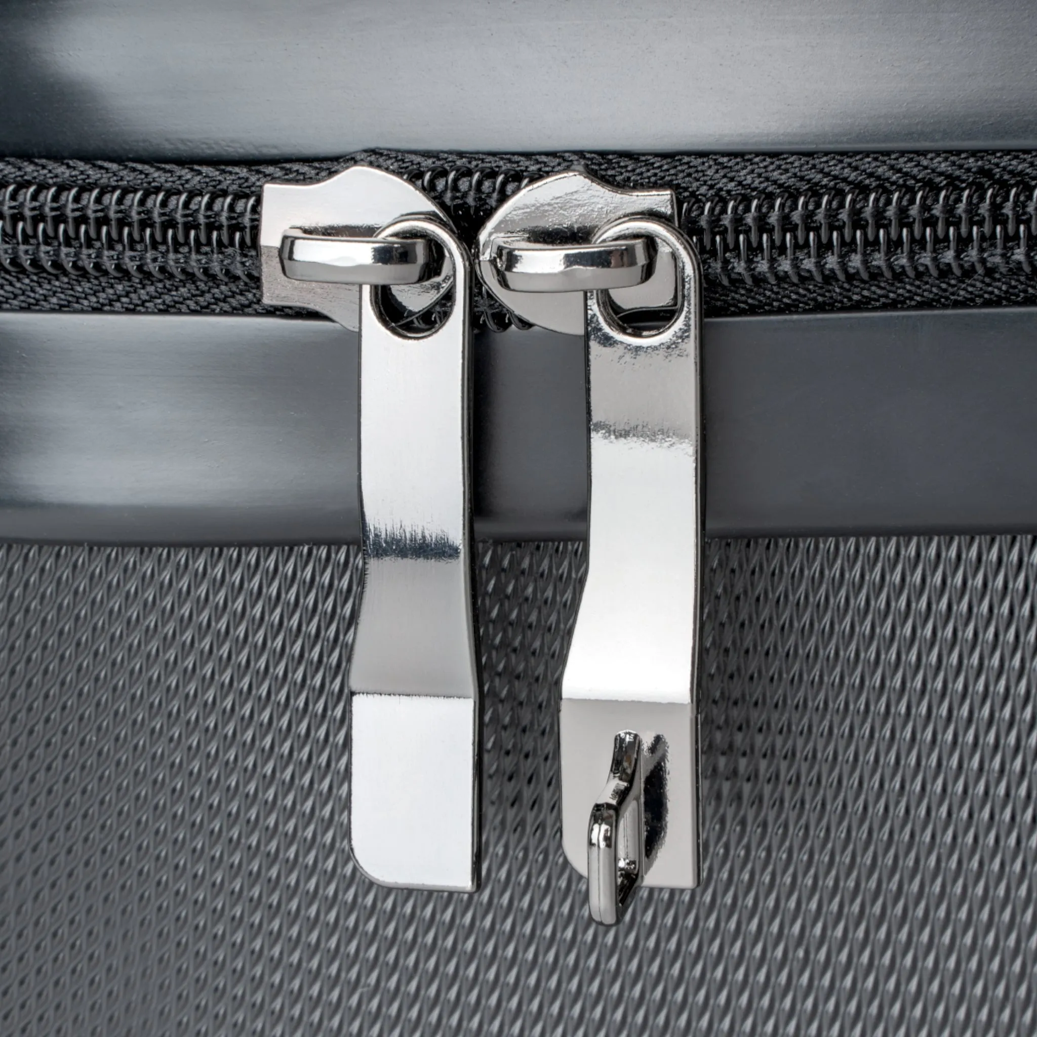 Shelbi Nicole Floral Cabin Suitcase