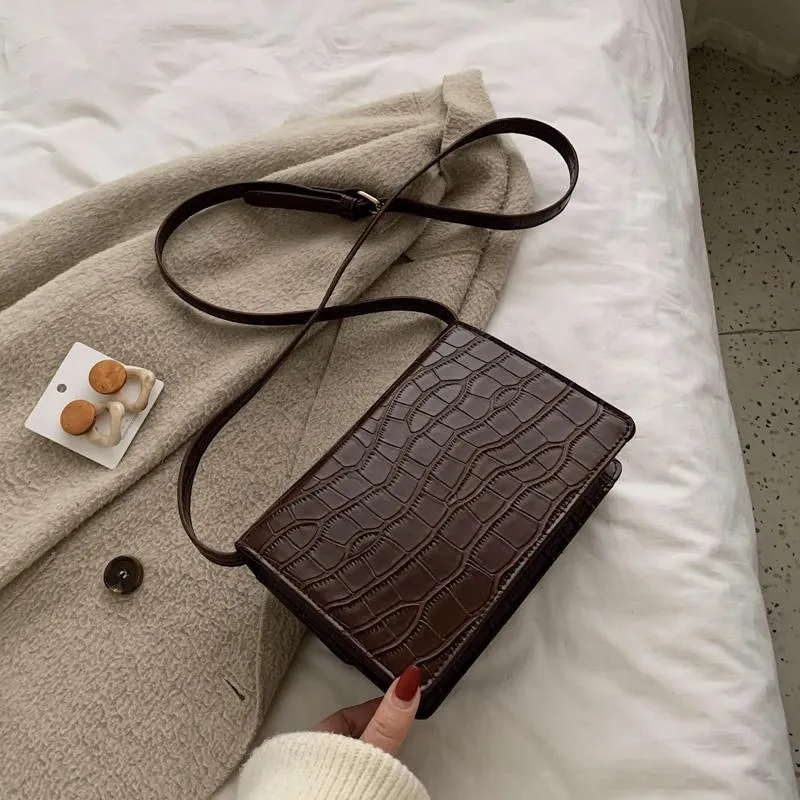 SLOANE Shoulder