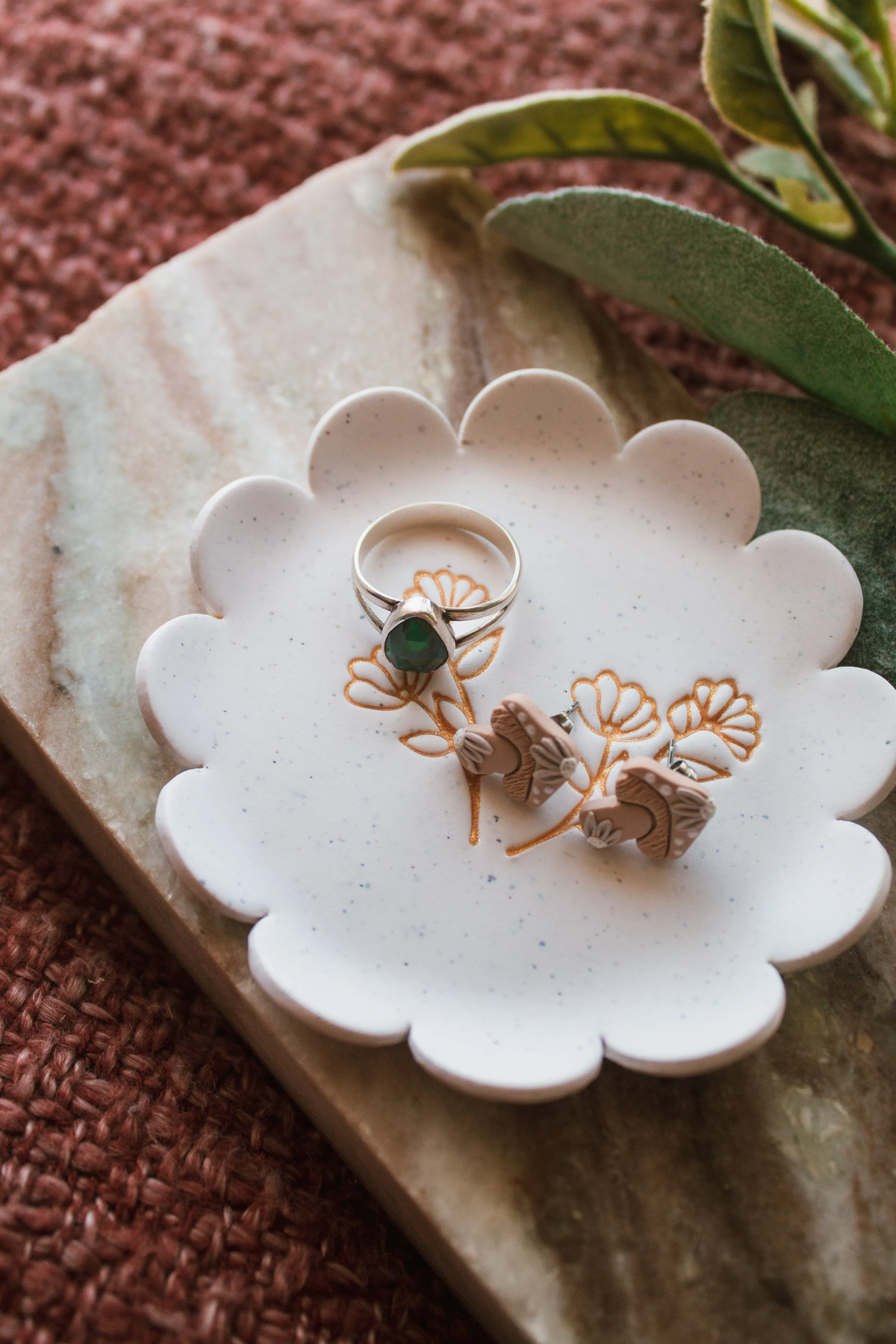 Speckled White Floral Jewelry Dish