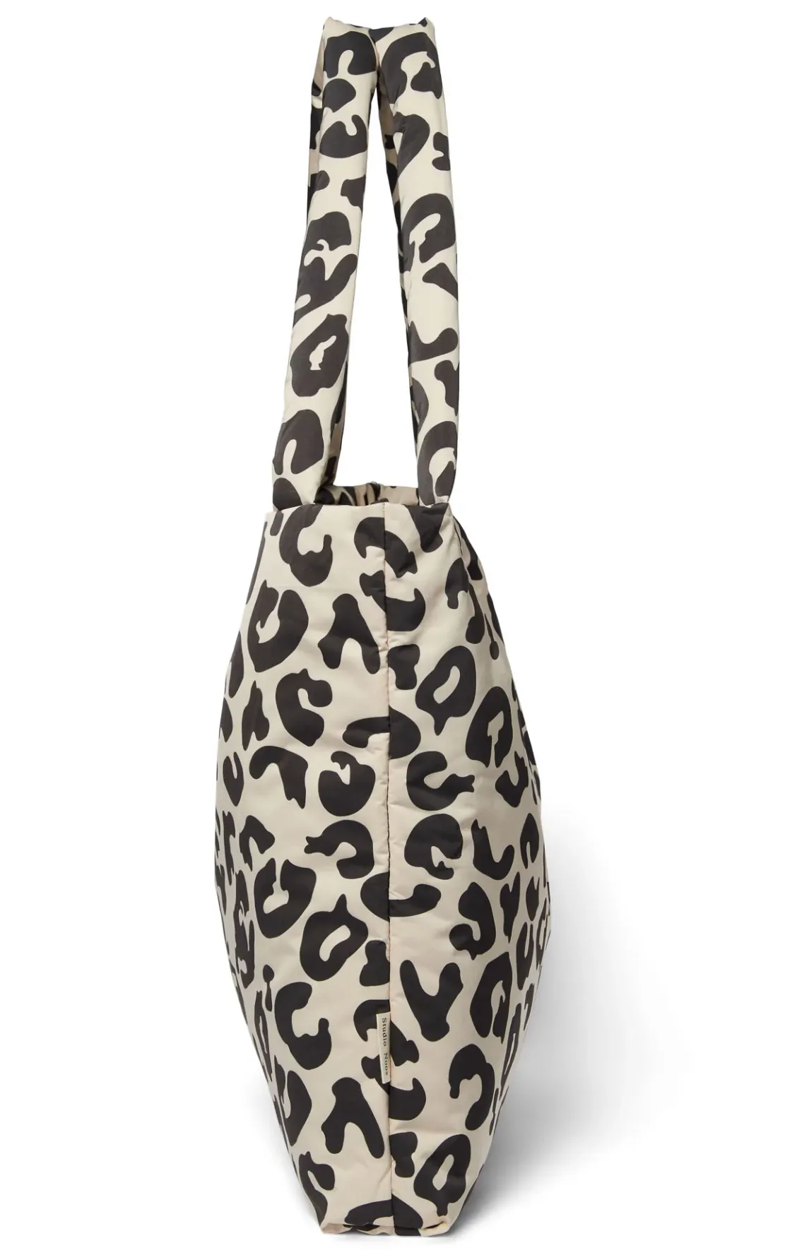 STUDIO NOOS HOLY COW PUFFY MAMA BAG