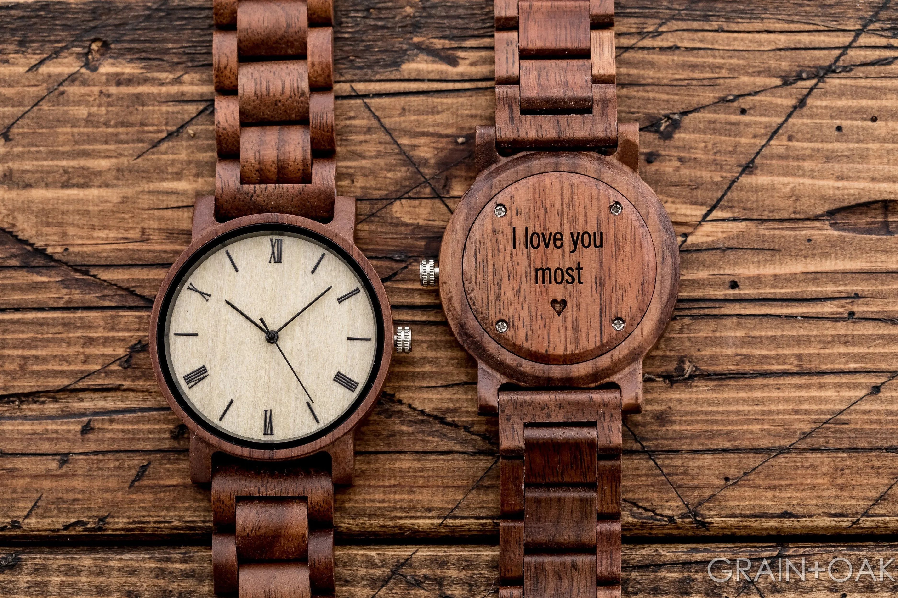 The Cedric Walnut | Set of 10