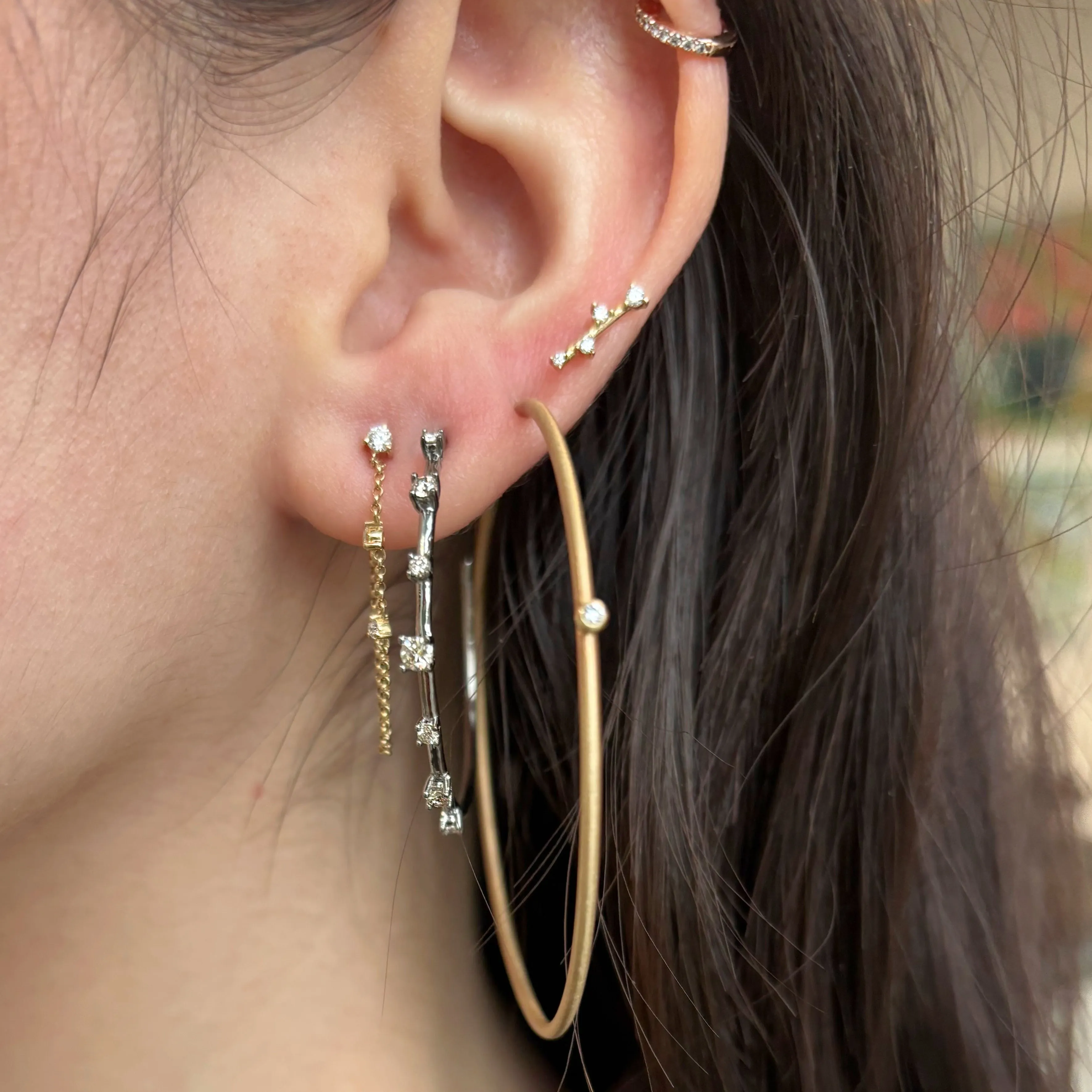 Three Prong Set Diamond Chain Hoops