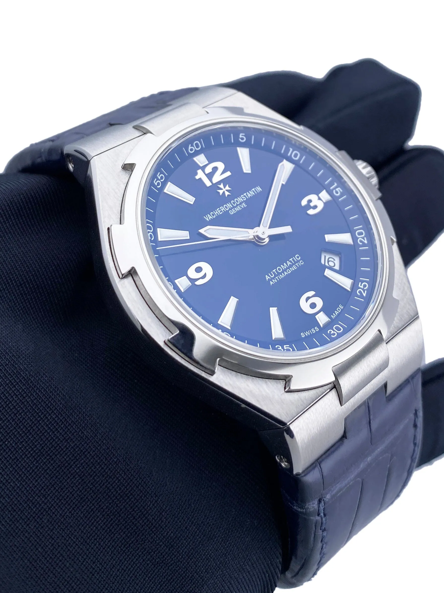 Vacheron Constantin Overseas 47040 Blue Dial Mens Watch