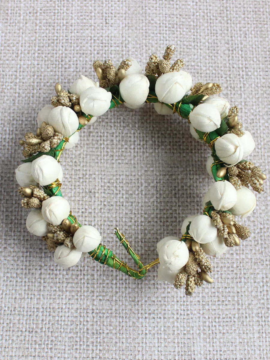 Zeenat Artificial Flowers Hair Bun Bridal Gajra